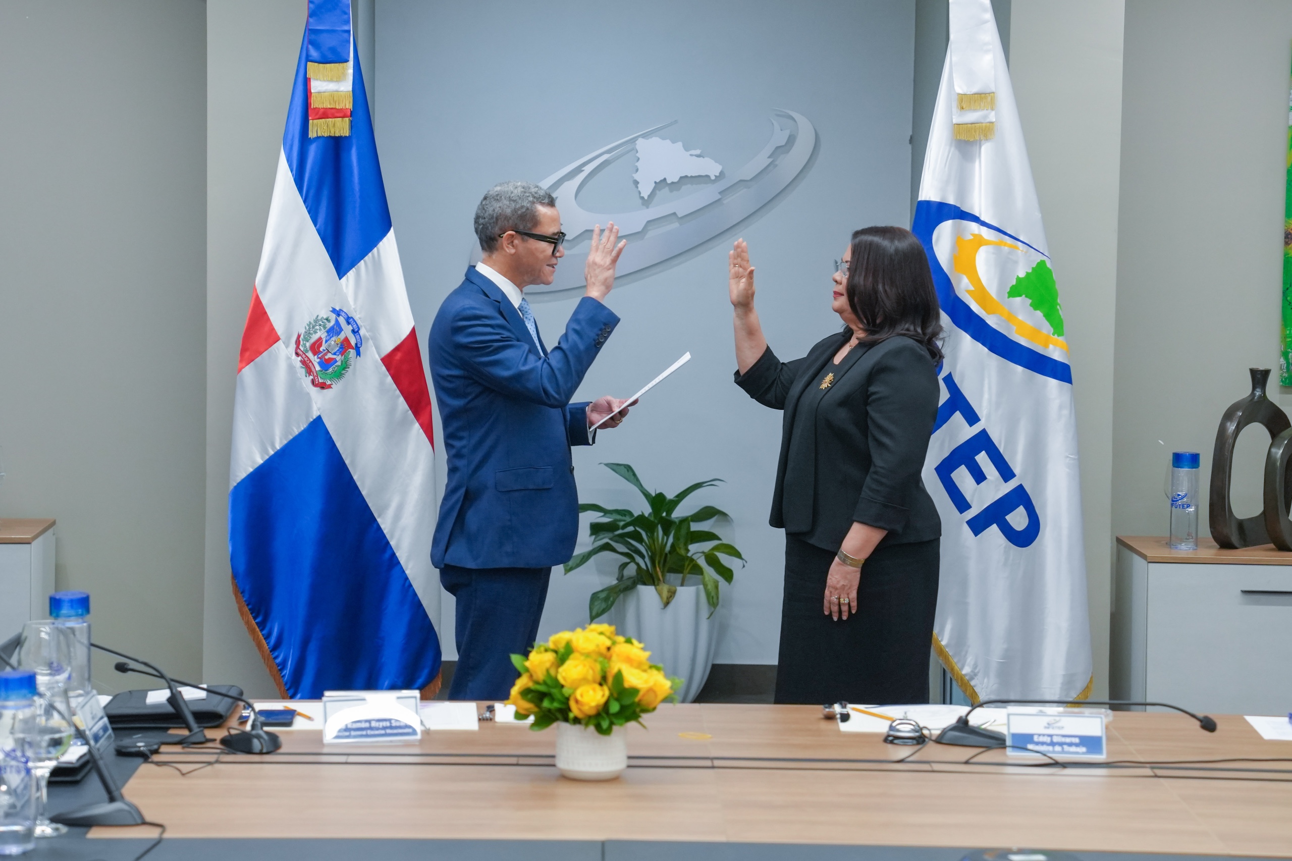 Maira Morla Pineda asume dirección del INFOTEP con compromiso