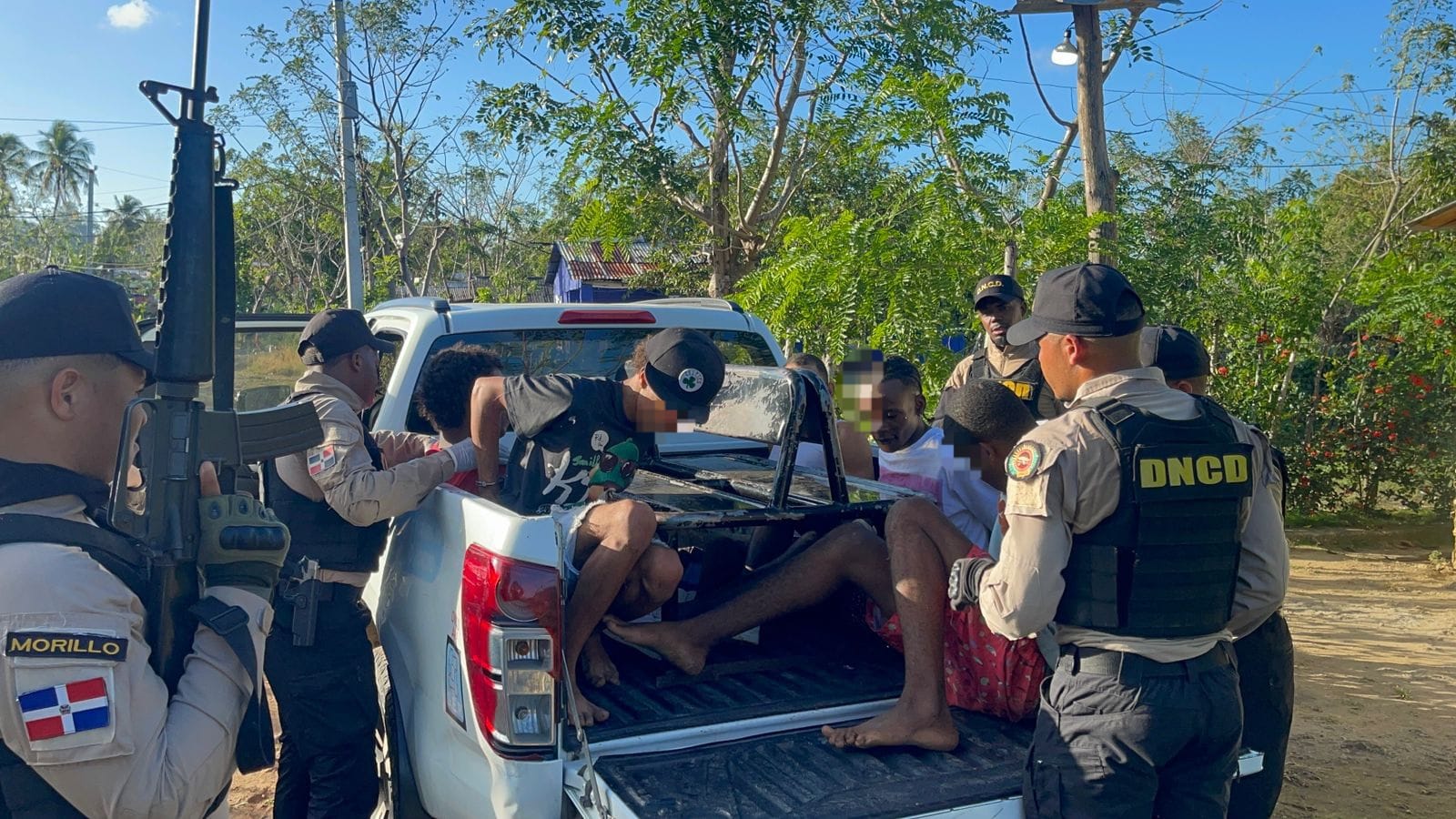Operativos en Santo Domingo: Caen microtraficantes