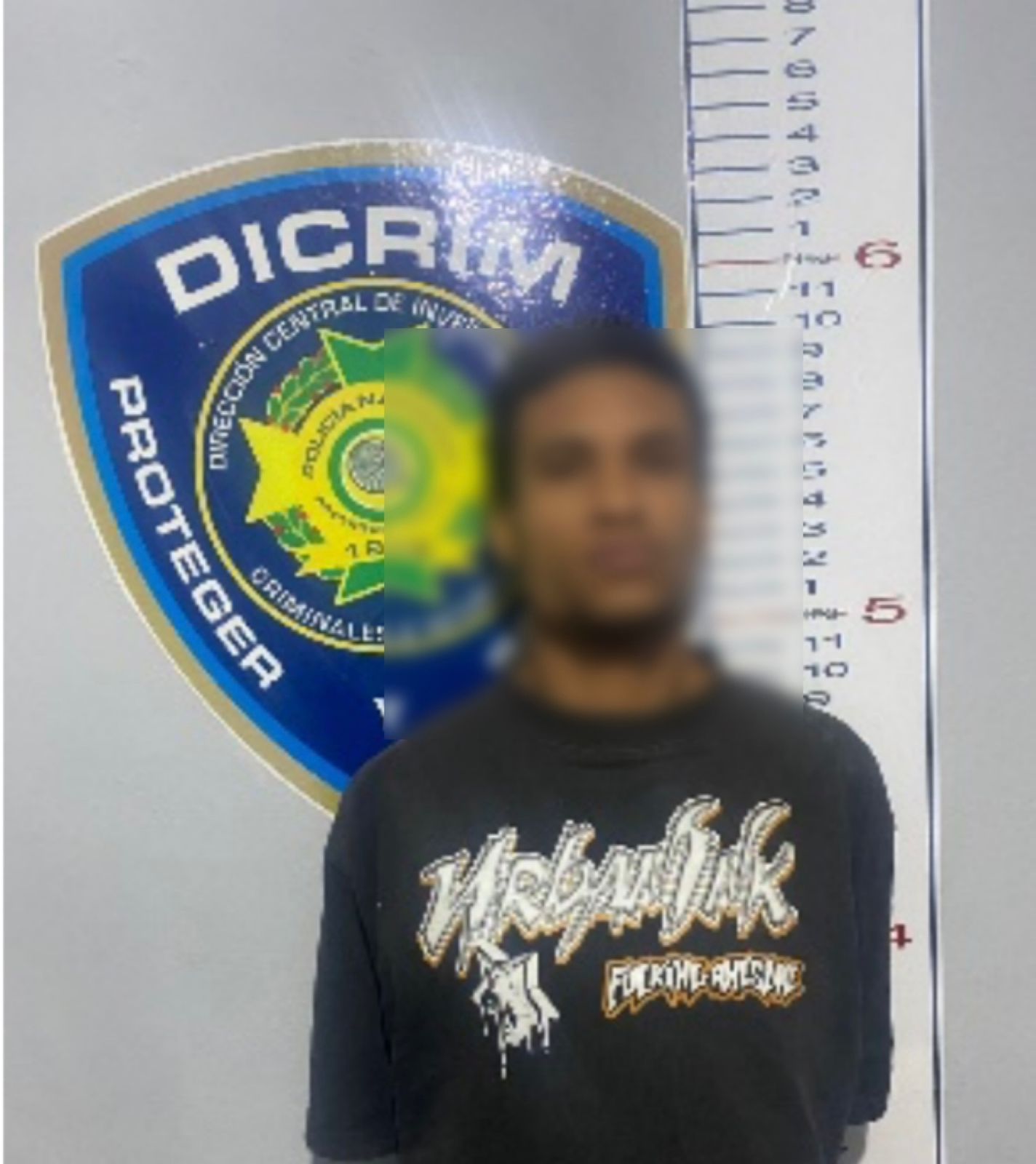 Policía Nacional arresta a “Ratón” por presunto robo en establecimiento comercial de Santiago