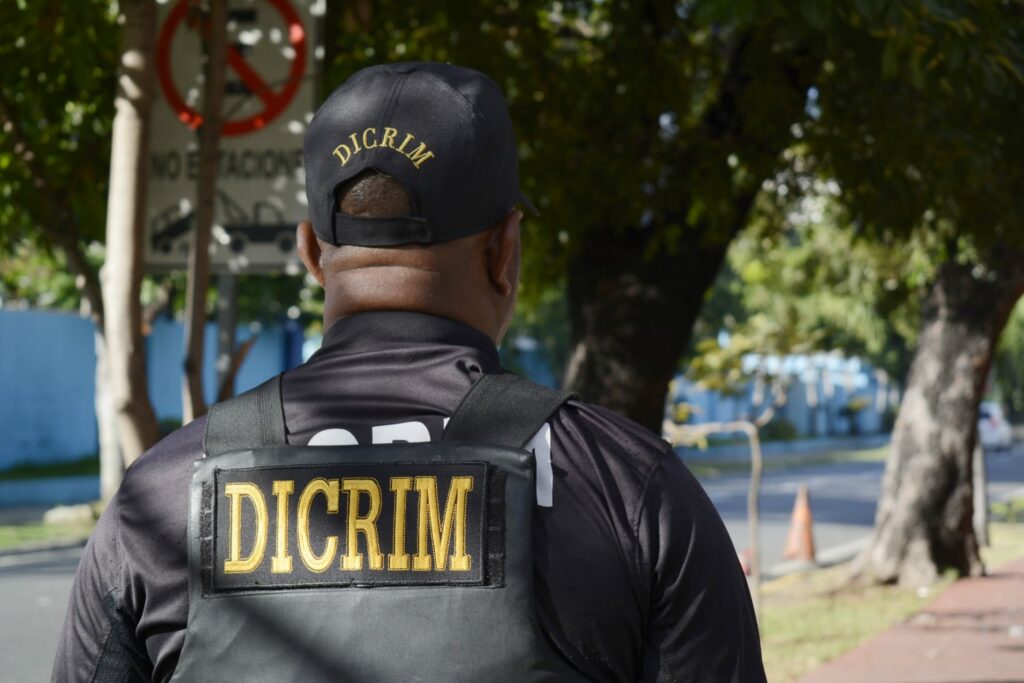 Caen abatidos delincuentes por asesinato en la playa