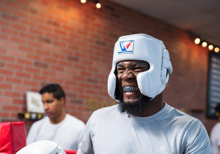 Carlos “El Caballo Bronco” Adames realizara la tercera defensa de su corona el 21 de marzo en Orlando, Florida ante Austin "Ammo" Williams