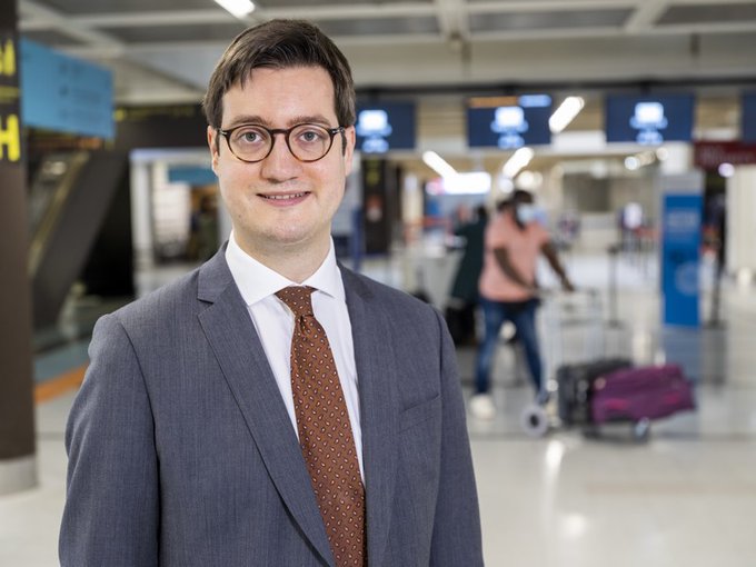 Cyril Girot es nuevo director de Aerodom en RD