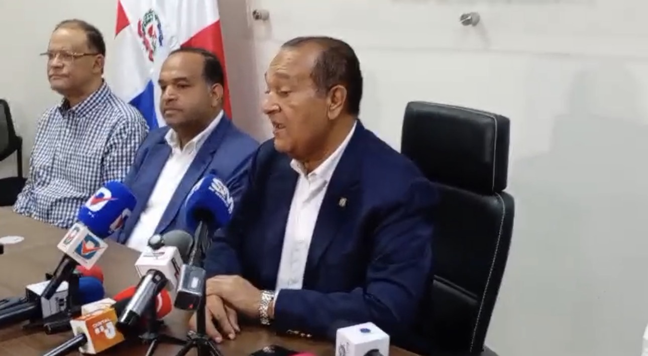 Conatra pide al gobierno congelar precios de los combustibles al sector transporte para que no se aumenten los pasajes