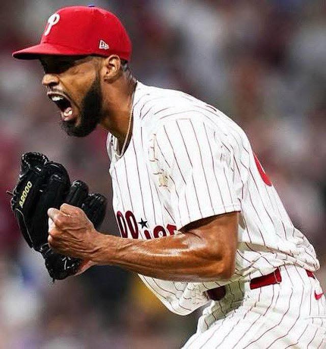 Filis otorgan nuevo contrato a Christopher Sánchez, 107 millones por 6 años