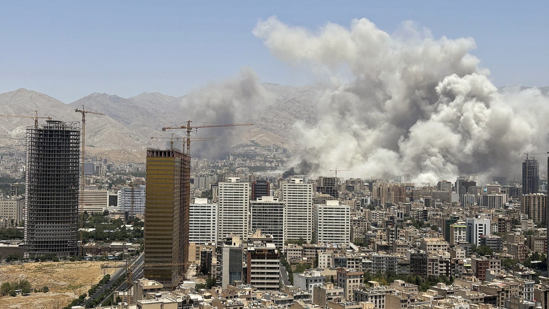 Irán condiciona posible cese del fuego a detención de ataques por parte de Israel