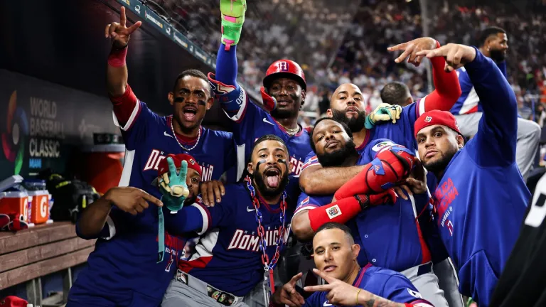 Con un jonrón de Austin Wells la selección dominicana de béisbol le propinó nocaut a la representación de Corea