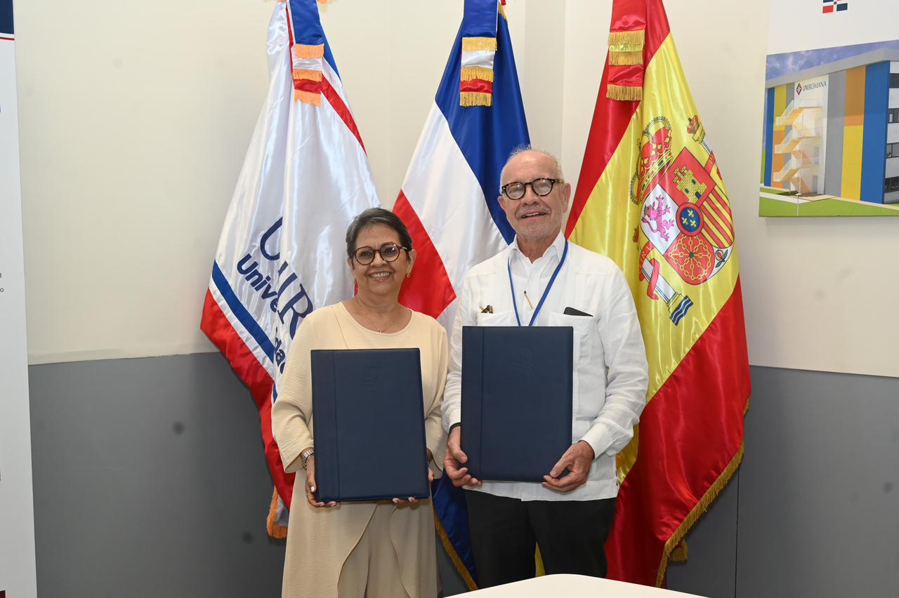 Becas para Gastronomía: Alianza UNIROMANA y Banreservas