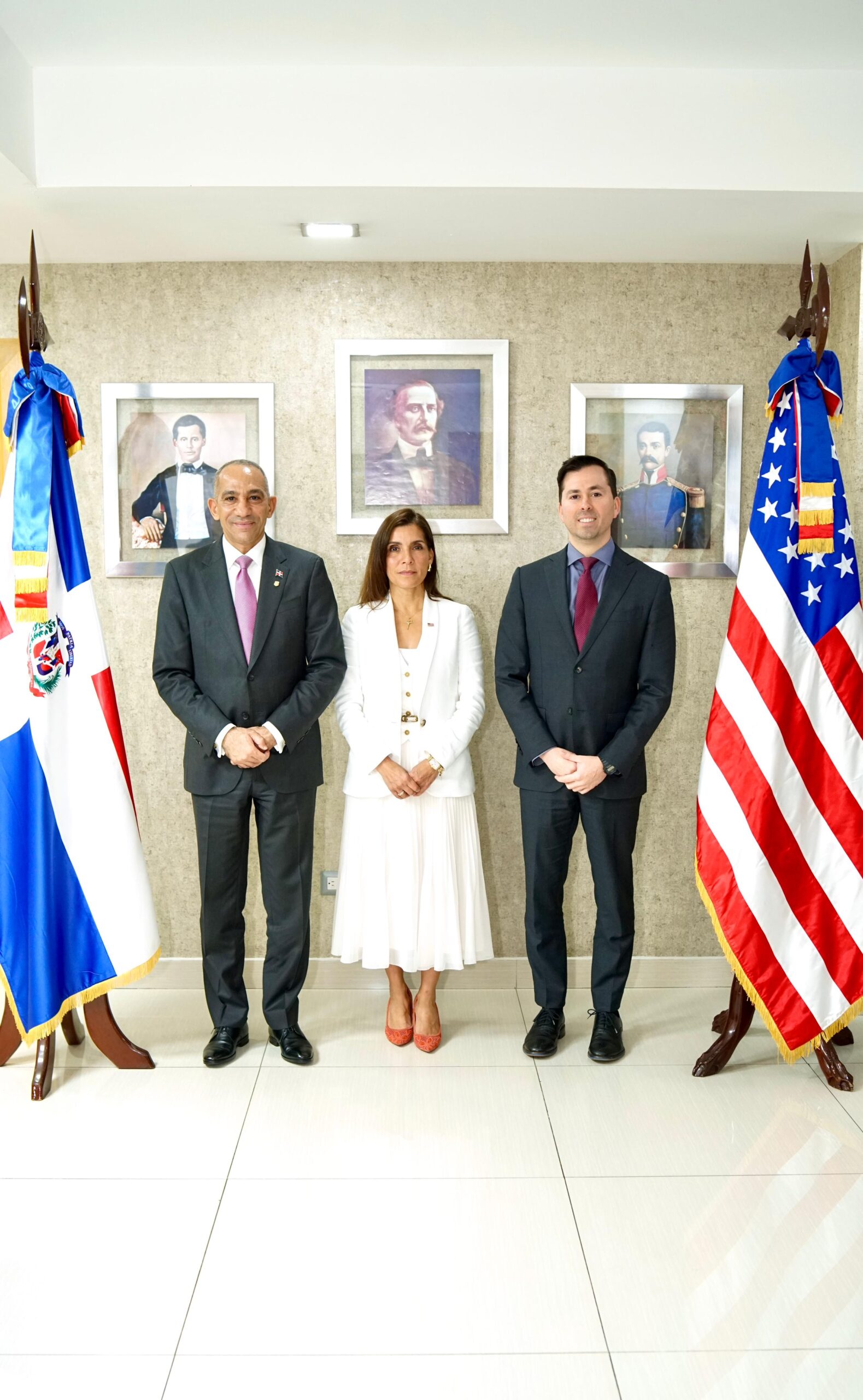 Reapertura de la DEA en RD: Compromiso Antinarcóticos