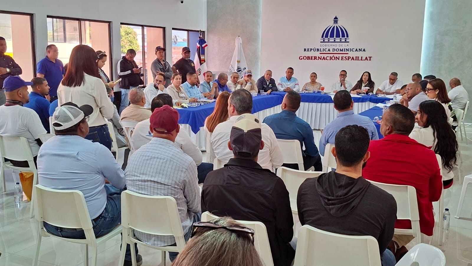 Renovación de aulas educativas en Espaillat