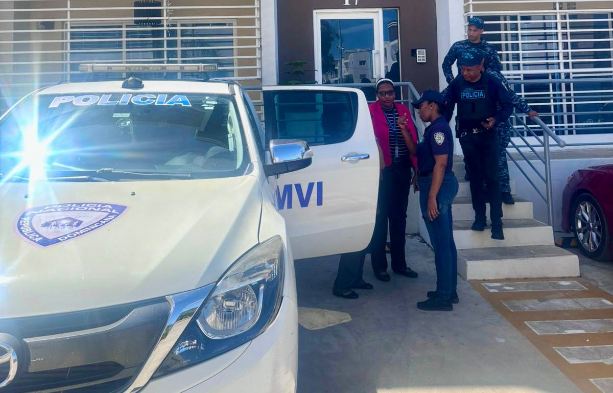 Detenida mujer por agresión a menor en Santiago