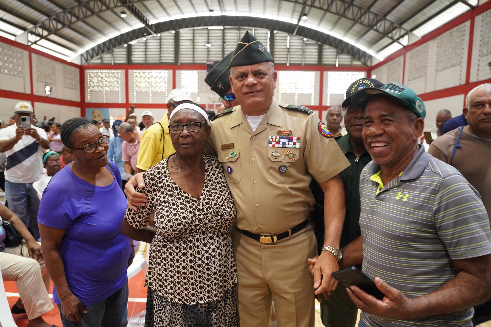 Asistencia social a pensionados en Santo Domingo Este