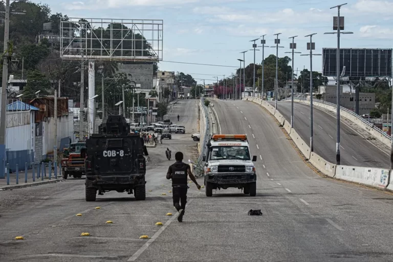 Haití recibe el primer despliegue de la nueva fuerza multinacional antipandillas de la ONU