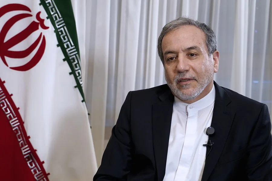 Ministro iraní anuncia que Irán estudia posibilidad de retomar negociaciones con EEUU