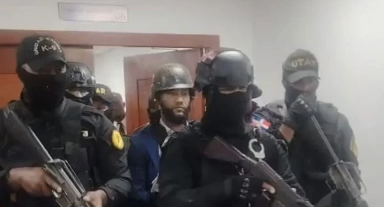 Reprograman medida de coerción contra fiscal acusado de recibir soborno de 10 mil dólares