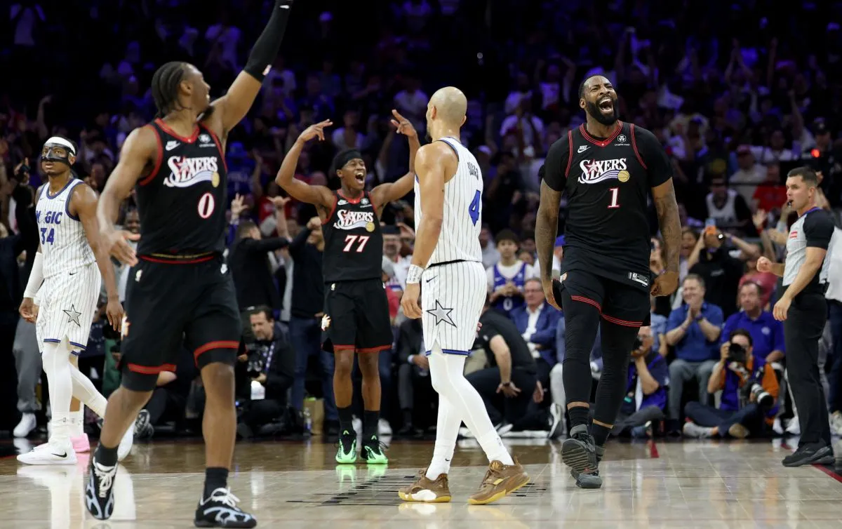 El equipo de Filadelfia 76ers derrotó a Orlando Magic y aseguró el séptimo puesto en los playoffs de la Conferencia Este