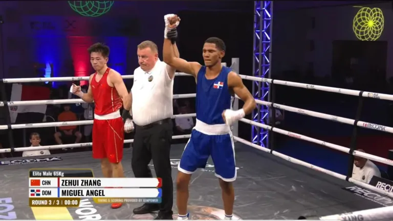 El dominicano Miguel Encarnación derrotó por decisión unánime al chino Zehui Zhang en la Copa Mundial de Boxeo que se celebra en Brasil