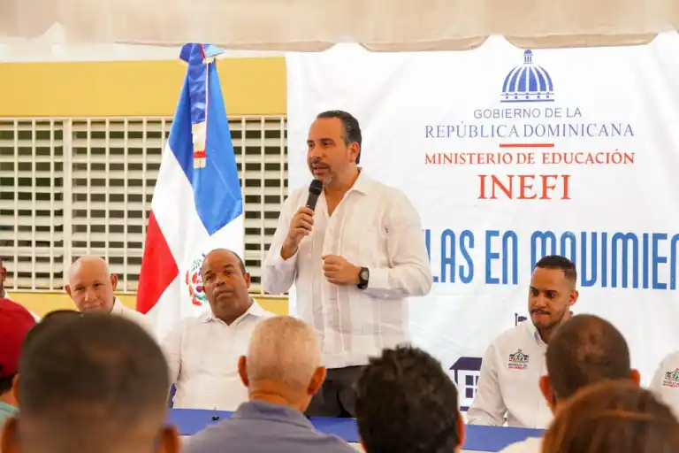 El Instituto Nacional de Educación Física y el Observatorio Dominicano del Deporte pusieron en marcha el programa “Escuelas en Movimiento”