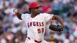 El lanzador dominicano José Soriano lanzó cinco entradas en blanco pero salió sin decisión en la vitoria de Anahein sobre Toronto