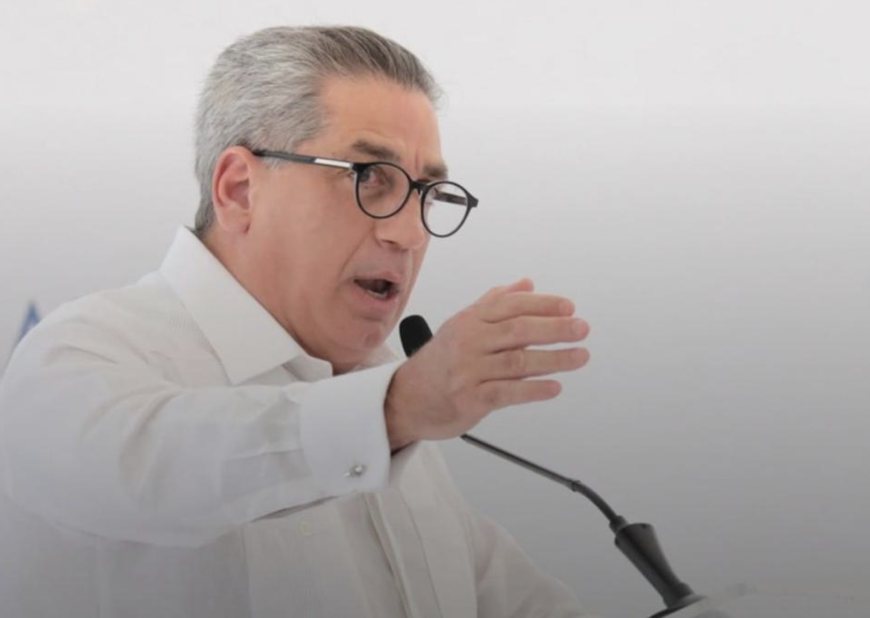 Hazoury apoya diálogo nacional para fortalecer la economía