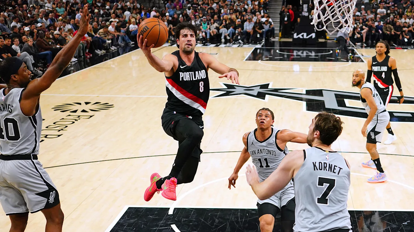 San Antonio Spurs derrotó al conjunto de Portland Trail Blazers en el primer juego de su serie de primera ronda