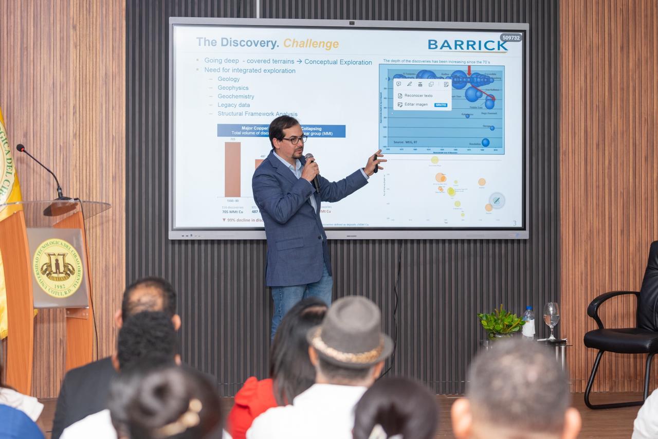 Barrick Pueblo Viejo presentó su enfoque innovador para enfrentar los desafíos de la exploración minera
