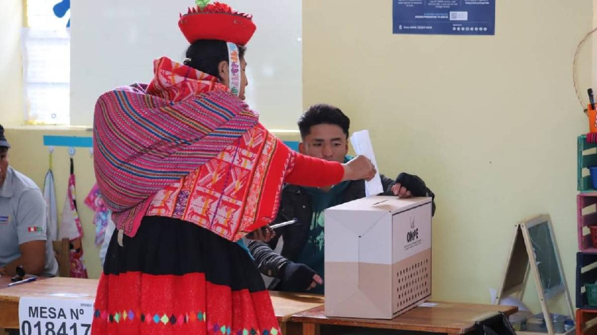 Votaciones adicionales en Lima tras dificultades electorales