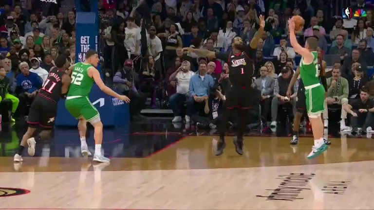 El conjunto de Boston Celtics derrotó al equipo de Filadelfia 76ers y puso la serie de primera ronda 3-1 a su favor