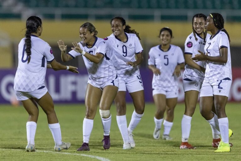 La Selección Dominicana de Fútbol Femenino se enfrentará a la de Haití en busca de su clasificación al Mundial