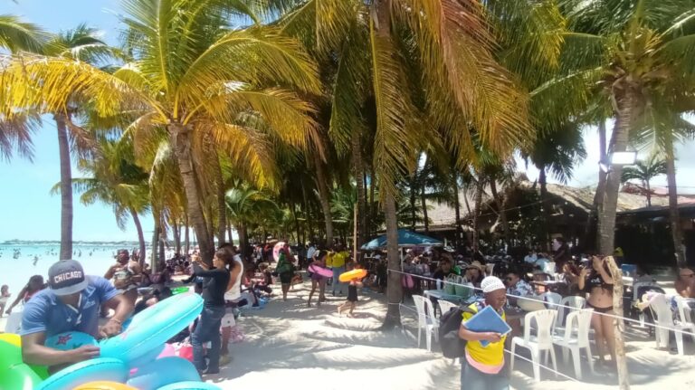 Cierres de balnearios en Semana Santa se cumplen de forma irregular en el Gran Santo Domingo