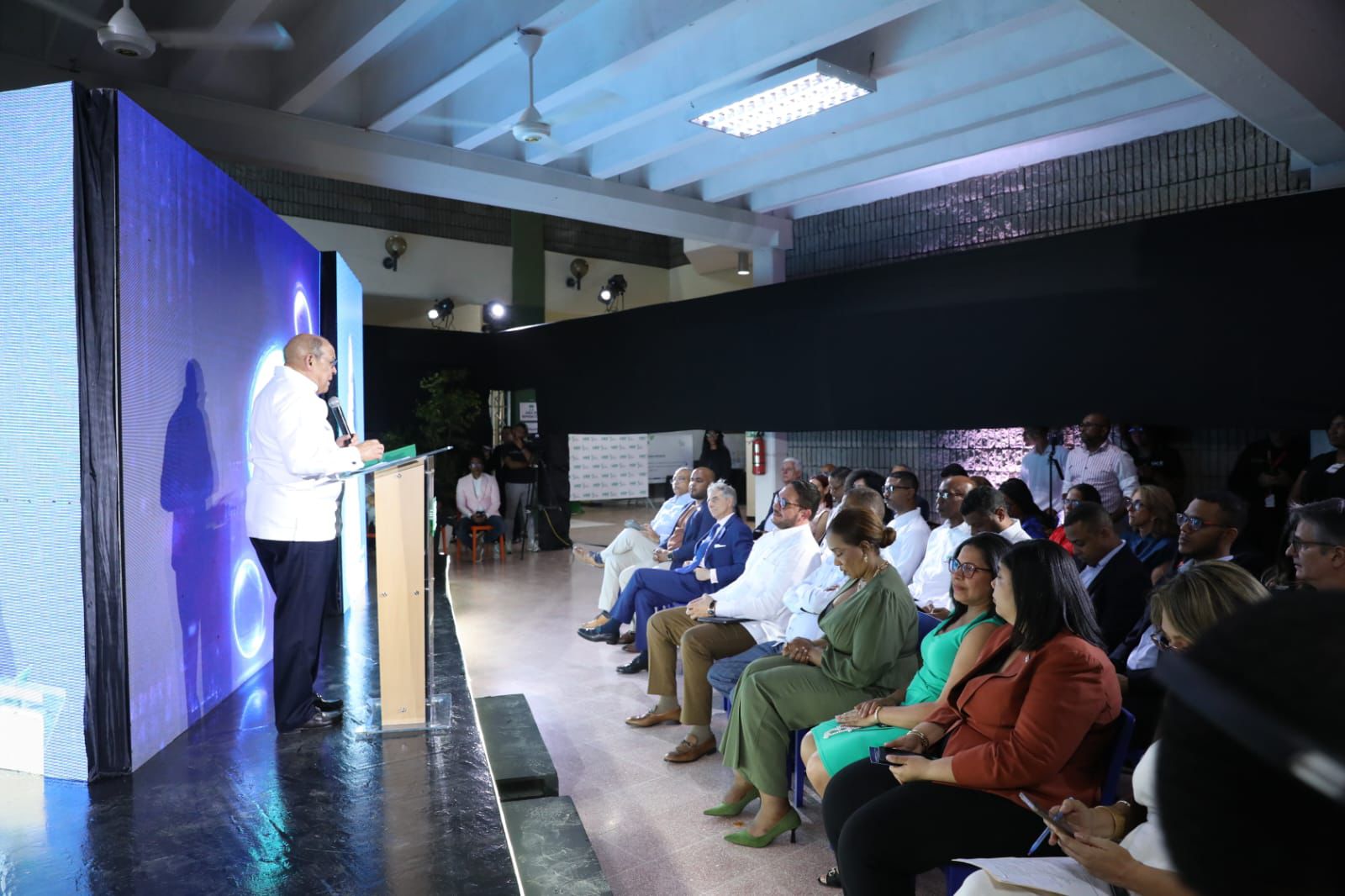 Transformación educativa en RD: Innovación y emprendimiento