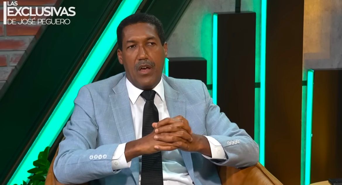 Jurista cuestiona intento de Gómez Díaz de llevar a Abinader la disputa del canal 3