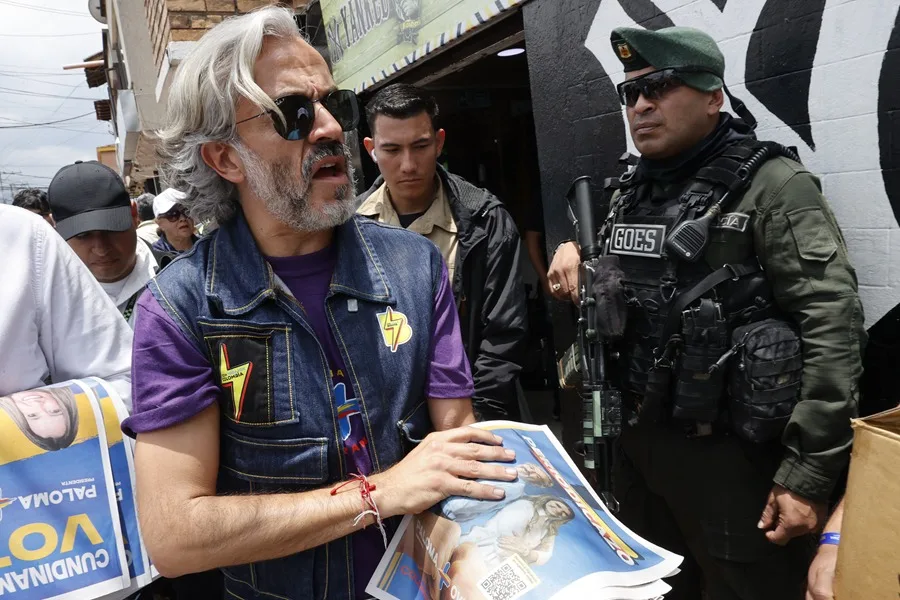 Juan Daniel Oviedo y la crítica a la 'paz total' en Colombia