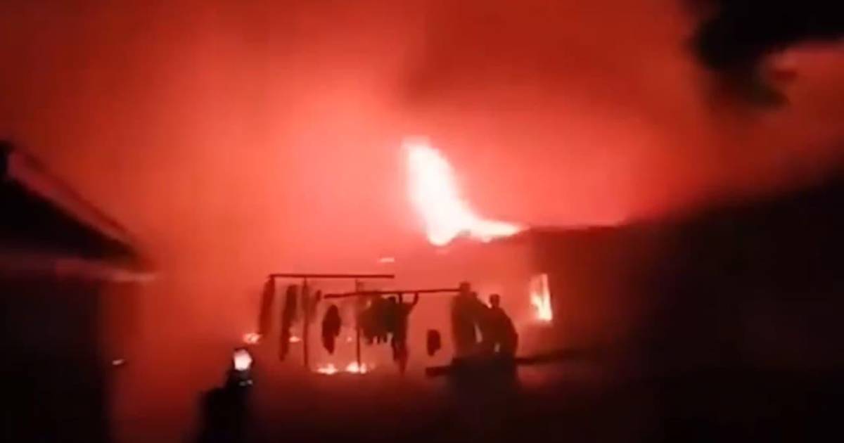 Tragedia en Kenia: 16 alumnas mueren en el incendio de una escuela