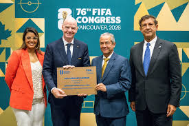 La Federación Dominicana de Fútbol fue premiada por la FIFA en Canadá durante el 76 Congreso de a institución