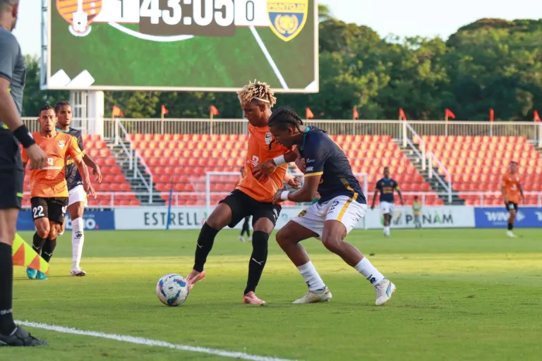 El Cibao FC avanzó a su octava final de la Liga Dominicana de Fútbol al empatar 1-1 con el  Club Atlético Pantoja