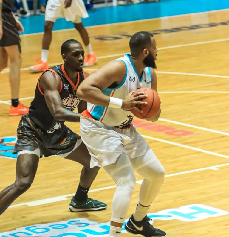 Los Titanes del Sur vencieron a los Cañeros del Este en la continuación de La Súper Liga LNB, en opción a la Copa Banreservas