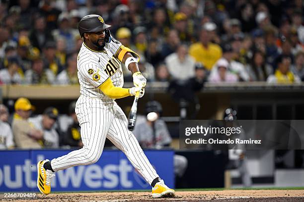 El dominicano Miguel Andújar conectó sencillo, doble y triple en la victoria de los Padres de San Diego ante los Gigantes de San Francisco