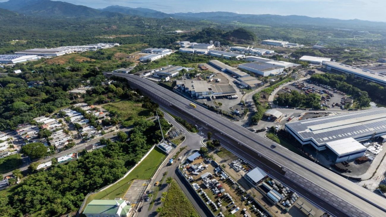 Transformación vial en Santo Domingo: paso elevado en el km 28 de la autopista Duarte