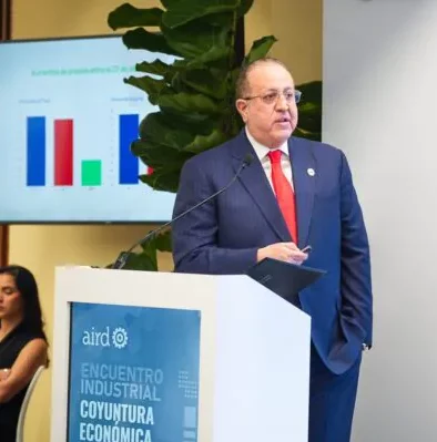 Desafíos económicos en RD: resiliencia y acción gubernamental
