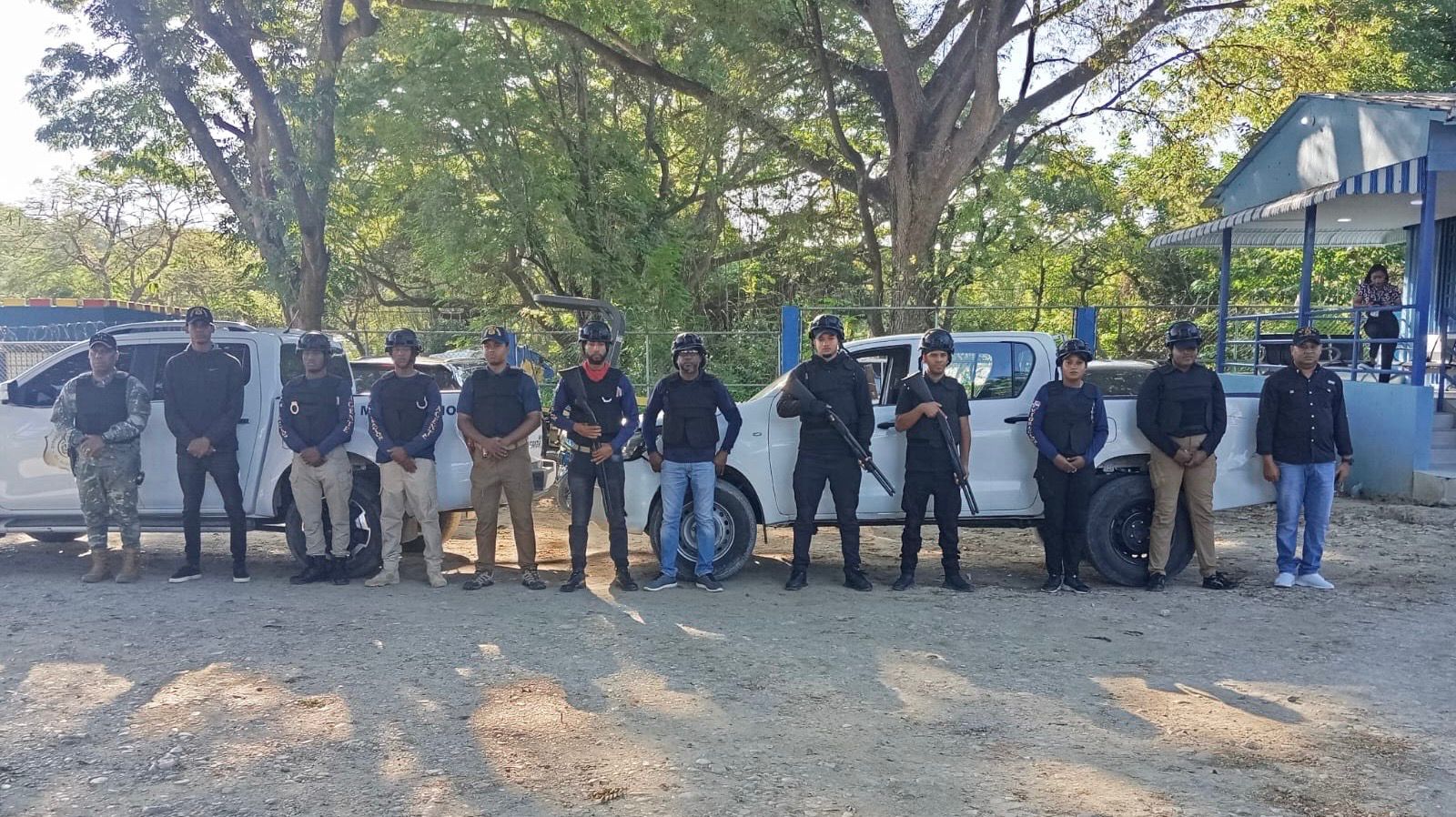 1,036 detenidos y 1,130 expulsados