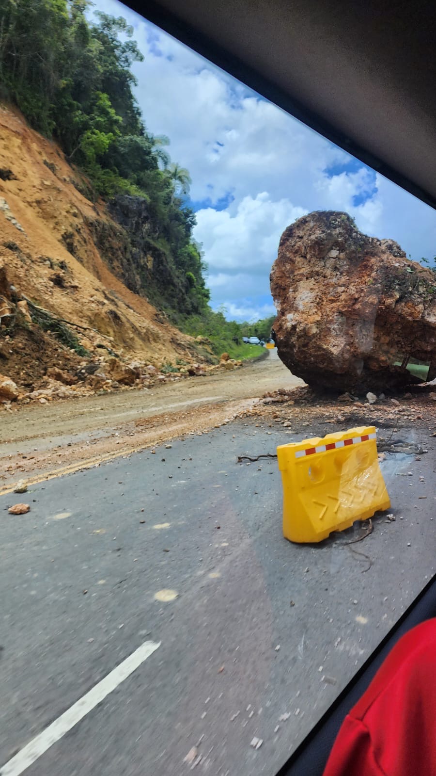 Tránsito restablecido en carretera Juan Pablo II