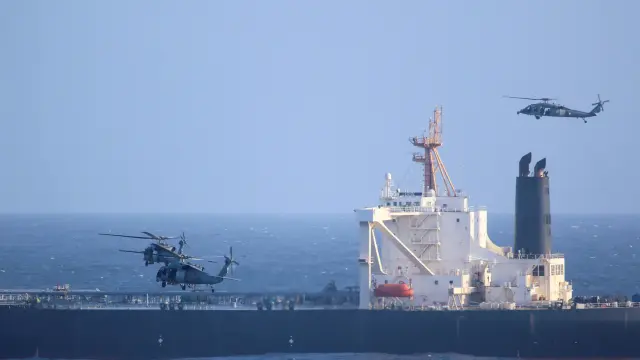 EE.UU. intercepta y aborda buque vinculado a Irán en el Indo-Pacífico