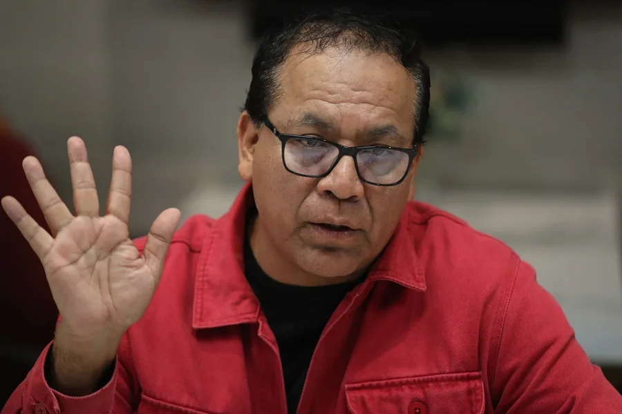 Sánchez denuncia fraude ante ventaja de Fujimori