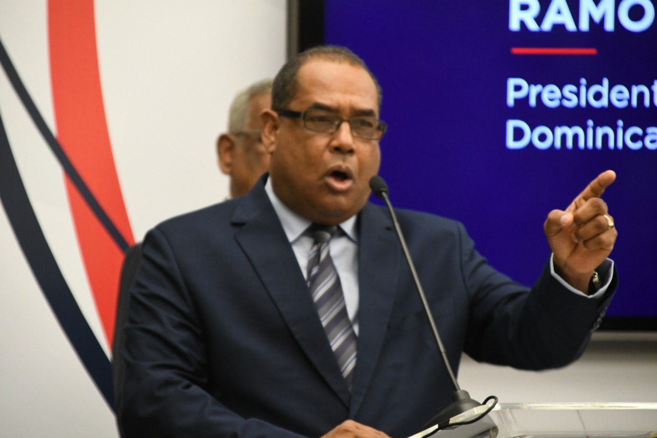 El presidente de la Federación Dominicana de Voleibol hizo un llamado para que se retire el embago a las cuentas de COD