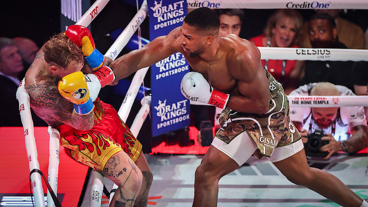 El boxeador profesional británico Anthony Joshua confirmó que su misión era sacar del boxeo al estadounidense Jake Paul
