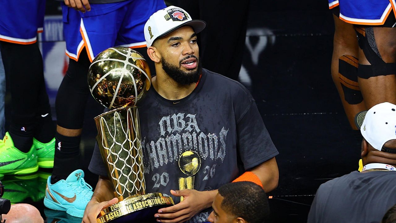 Karl Towns dona ingresos a RD y su juventud