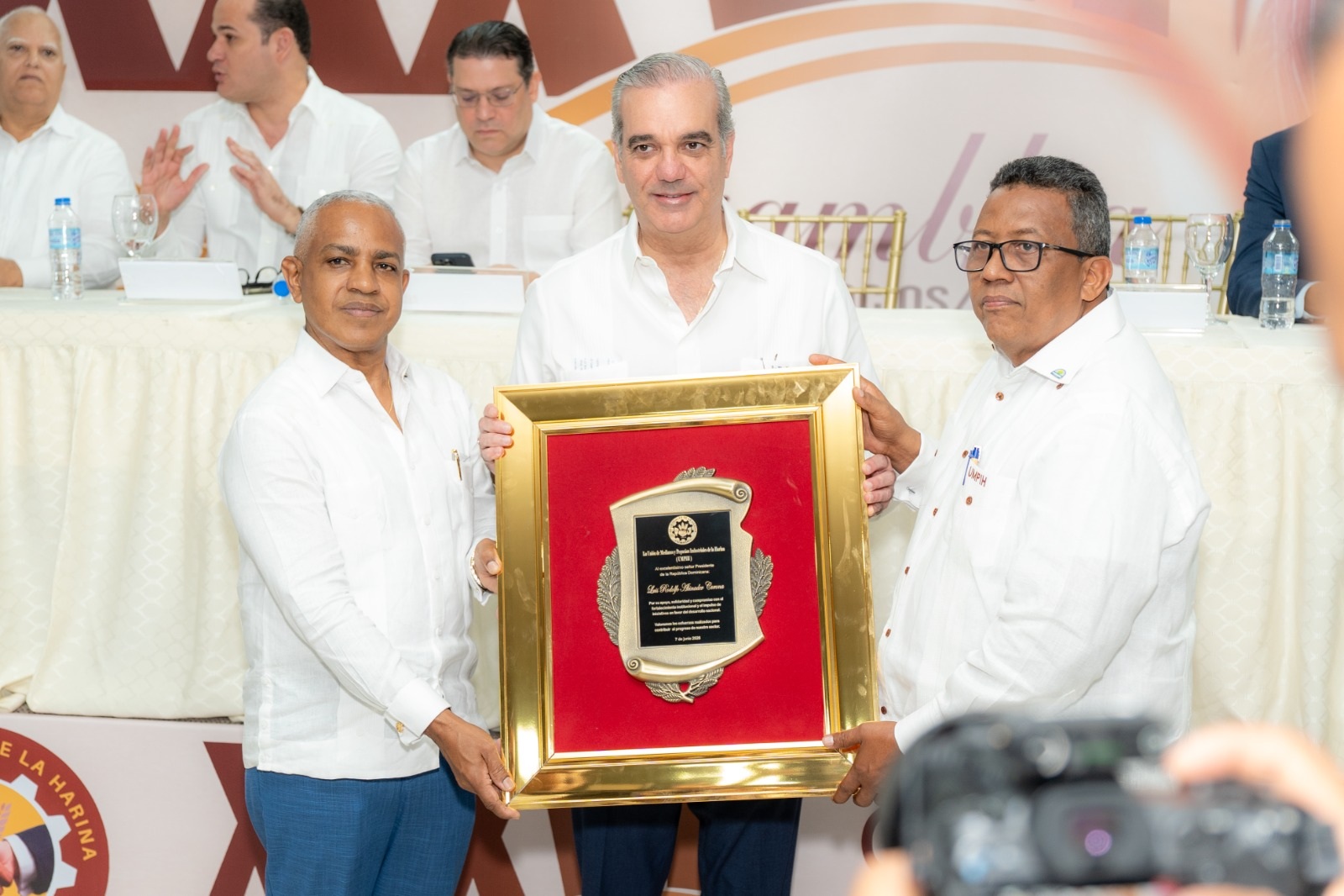 Industriales de la harina reportan caída del 15 % en el mercado debido al alza de costos de producción