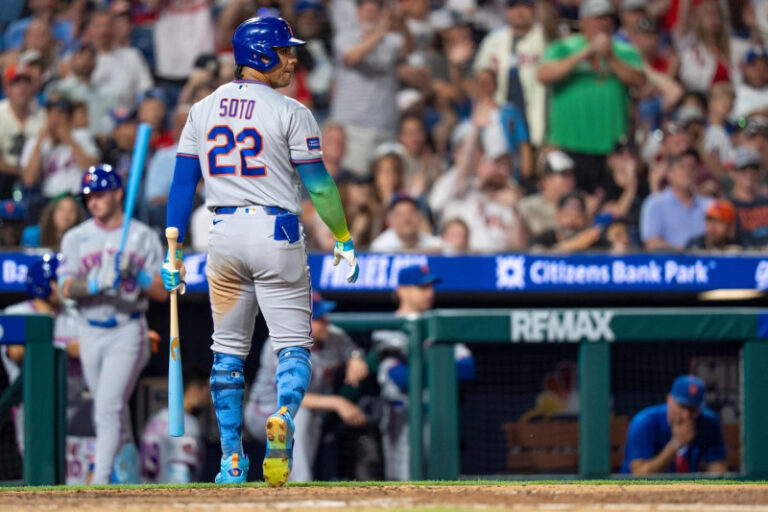 Juan Soto abandonó el partido del marte entre los Cubs y los Mets debido a rigidez en el lado izquierdo de la espalda