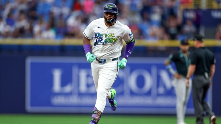 El dominicano Junior Caminero conectó un jonrón de tres carreras en la victoria de Tampa Bay ante los Diamondbacks de Arizona