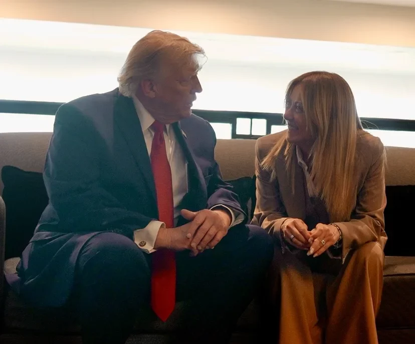 Meloni acusa a Trump de «inventarse» que le rogó una foto y Tajani cancela visita a EE.UU.